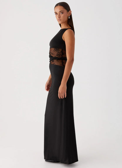 Grace | Elegant long dress with subtle cutouts